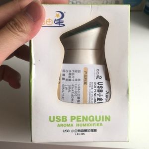 Small humidifier, great for in the office